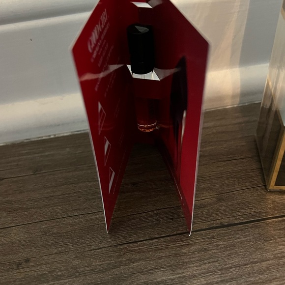 Carolina Herrera Good Girl Very Travel Set - Picture 3 of 6